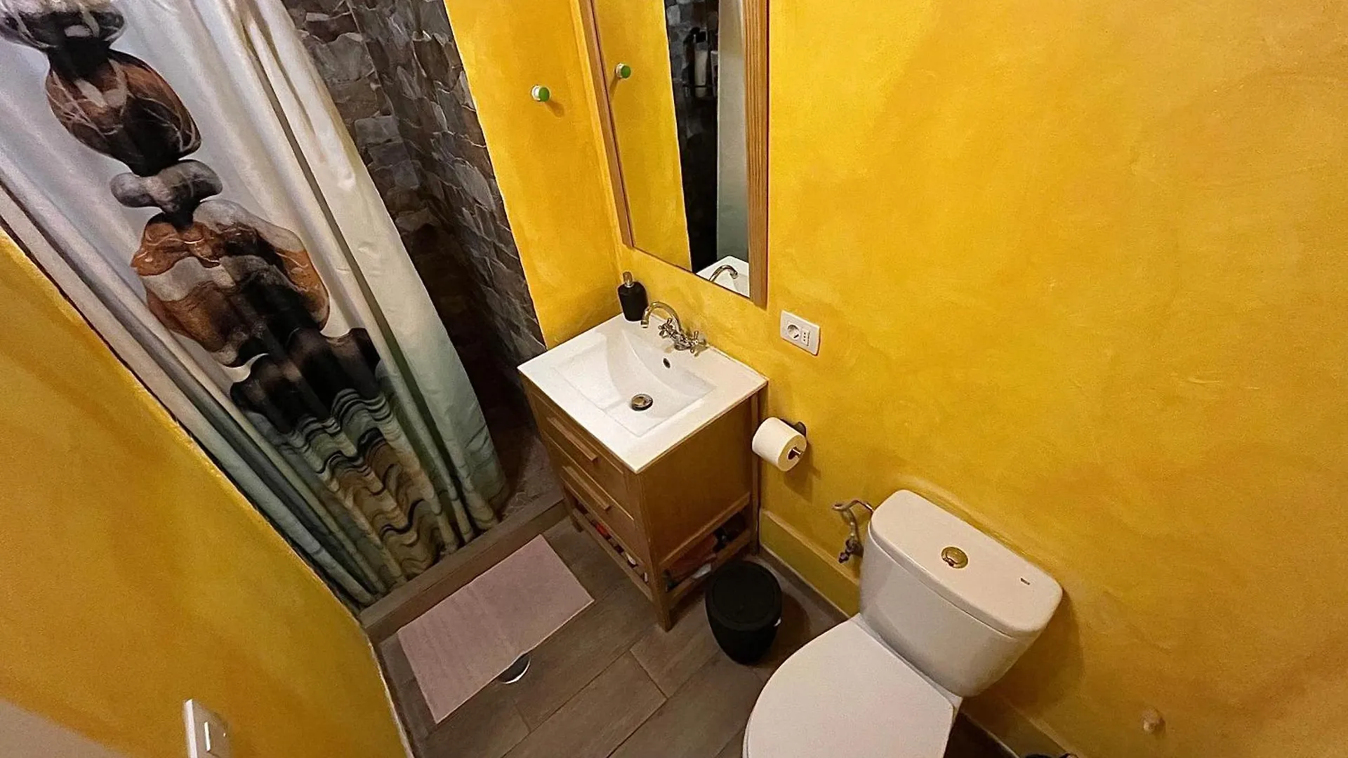 Casa La Laguna 라 라구나 0*,